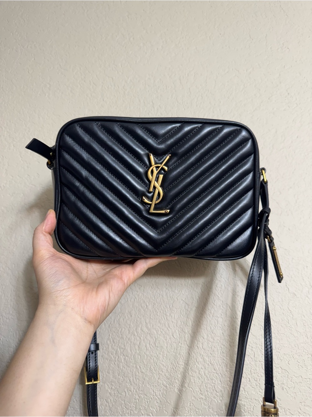 Luxury Black Quilted Gold Monogram Luxury Camera Bag crossbody
